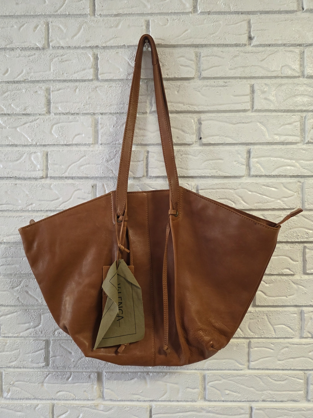 Vilenca Holland Genuine Leather Tote NWT - Picture 2 of 13